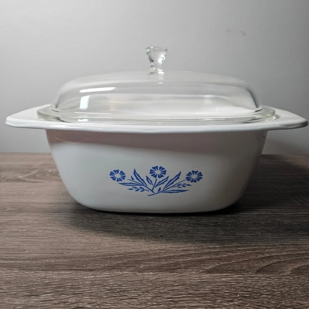 Vintage Corning Ware Blue Cornflower 4 Qt Dutch Oven P-34-B with Glass Lid USA